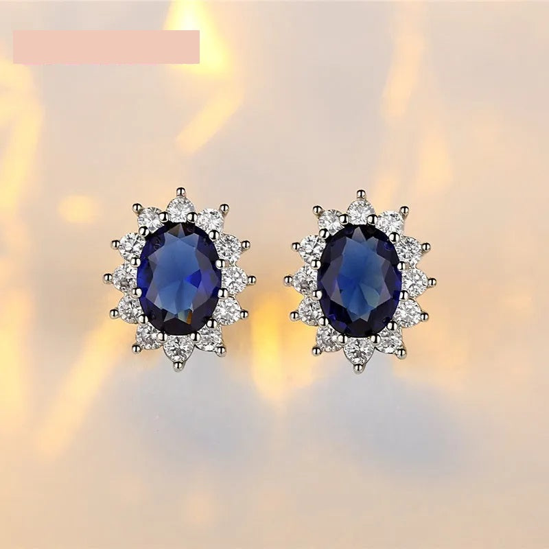 Schmuckset aus 925er-Sterlingsilber für Damen, Halskette, Ohrringe und Ring mit ovalem Zirkon-Kristall