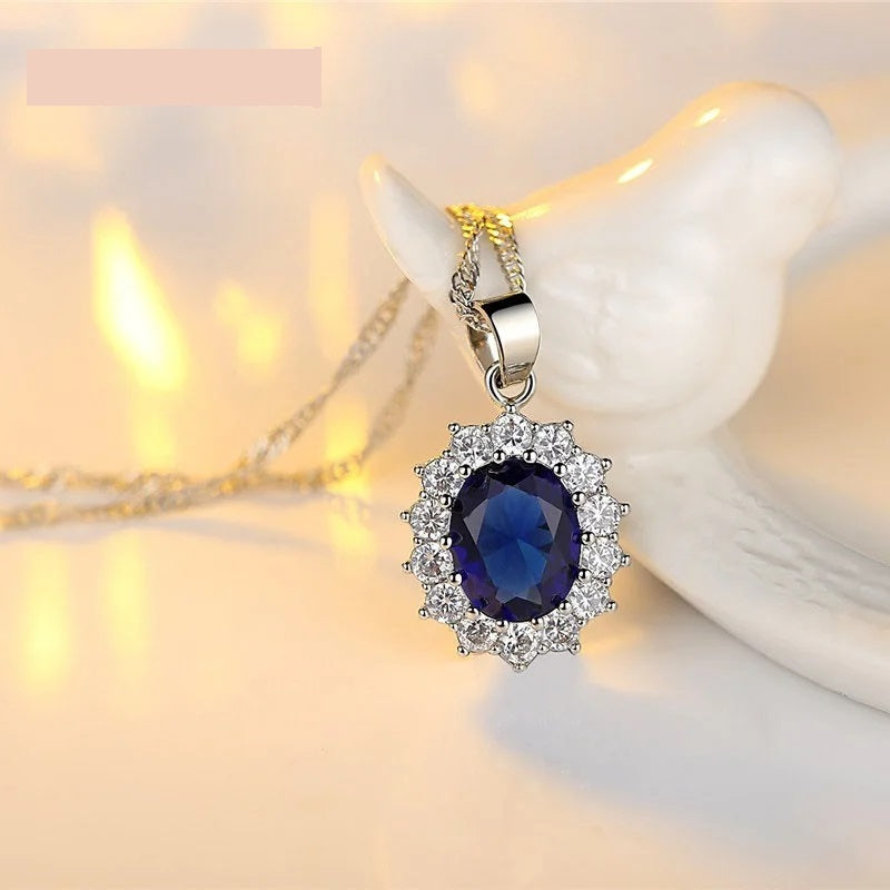 Schmuckset aus 925er-Sterlingsilber für Damen, Halskette, Ohrringe und Ring mit ovalem Zirkon-Kristall