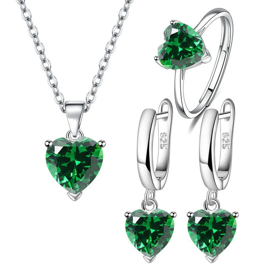 Schmucksets aus 925er Sterlingsilber, herzförmiger grüner Zirkon in Ring, Ohrringen und Halskette